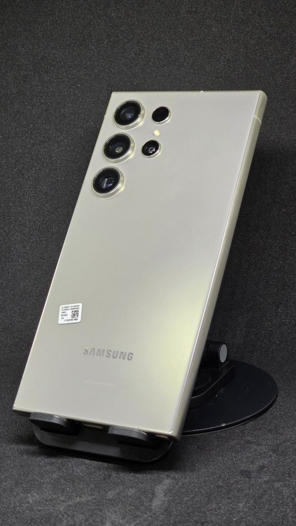 Samsung S24 Ultra / 256GB / 12RAM / Gris [REACONDICIONADO]